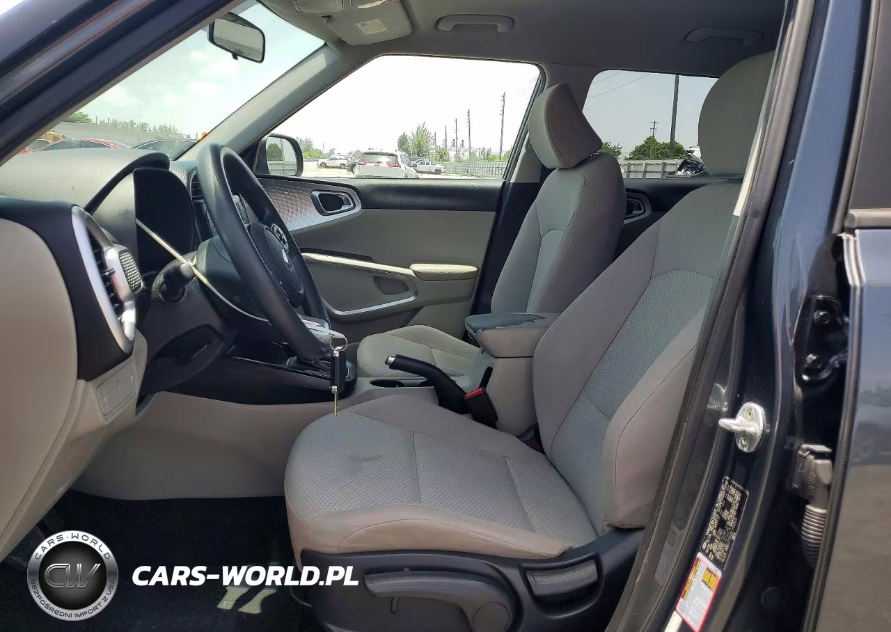 2020 Kia Soul Lx VIN:KNDJ23AU8L7010613 - 7