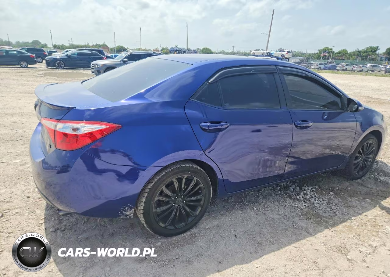 2015 Toyota Corolla S Plus VIN:2T1BURHE7FC386867 - 3