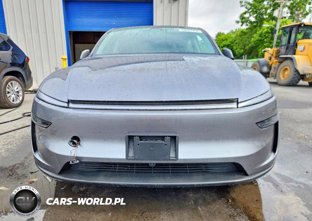 2026 Tesla Model Y VIN:7SAYGDEE2TA458509 - 5