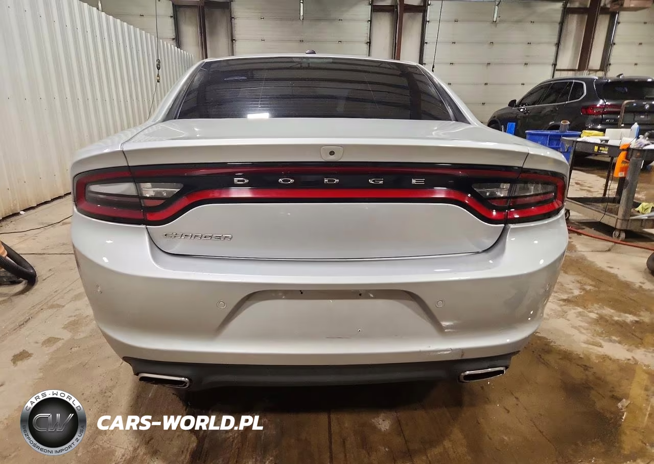 2019 Dodge Charger Sxt VIN:2C3CDXBG7KH657319 - 6