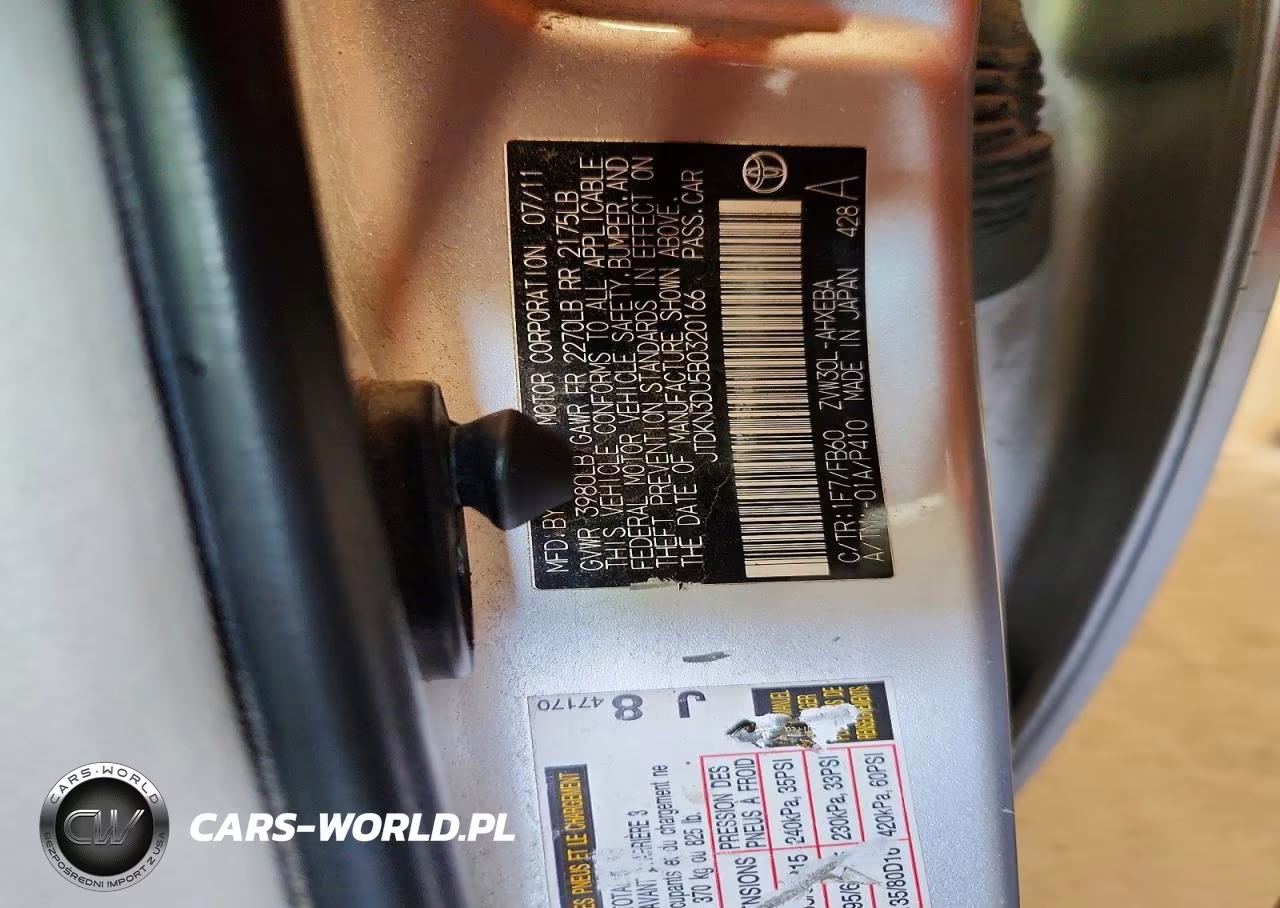 2011 Toyota Prius Two VIN:JTDKN3DU5B0320166 - 13