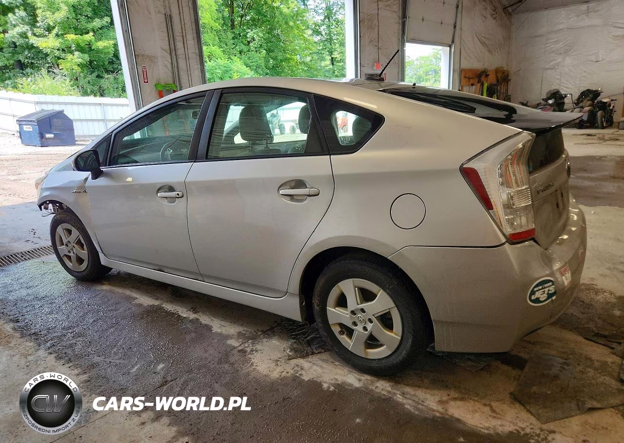 2011 Toyota Prius Two VIN:JTDKN3DU5B0320166 - 2