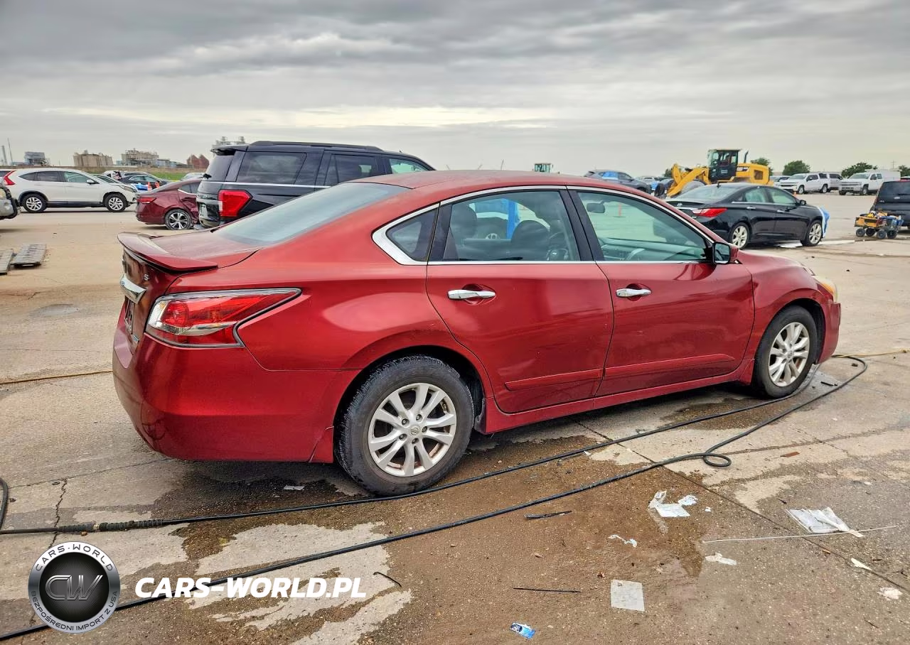 2014 Nissan Altima 2.5 S VIN:1N4AL3APXEN240729 - 3