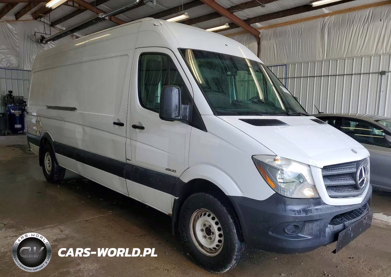 2014 Mercedes-Benz Sprinter 2500 VIN:WD3PE8DE4E5897381 - 4