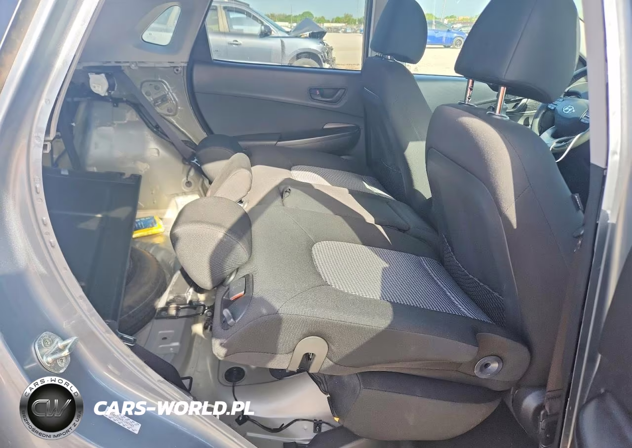 2020 Hyundai Kona Sel VIN:KM8K22AA9LU484460 - 11