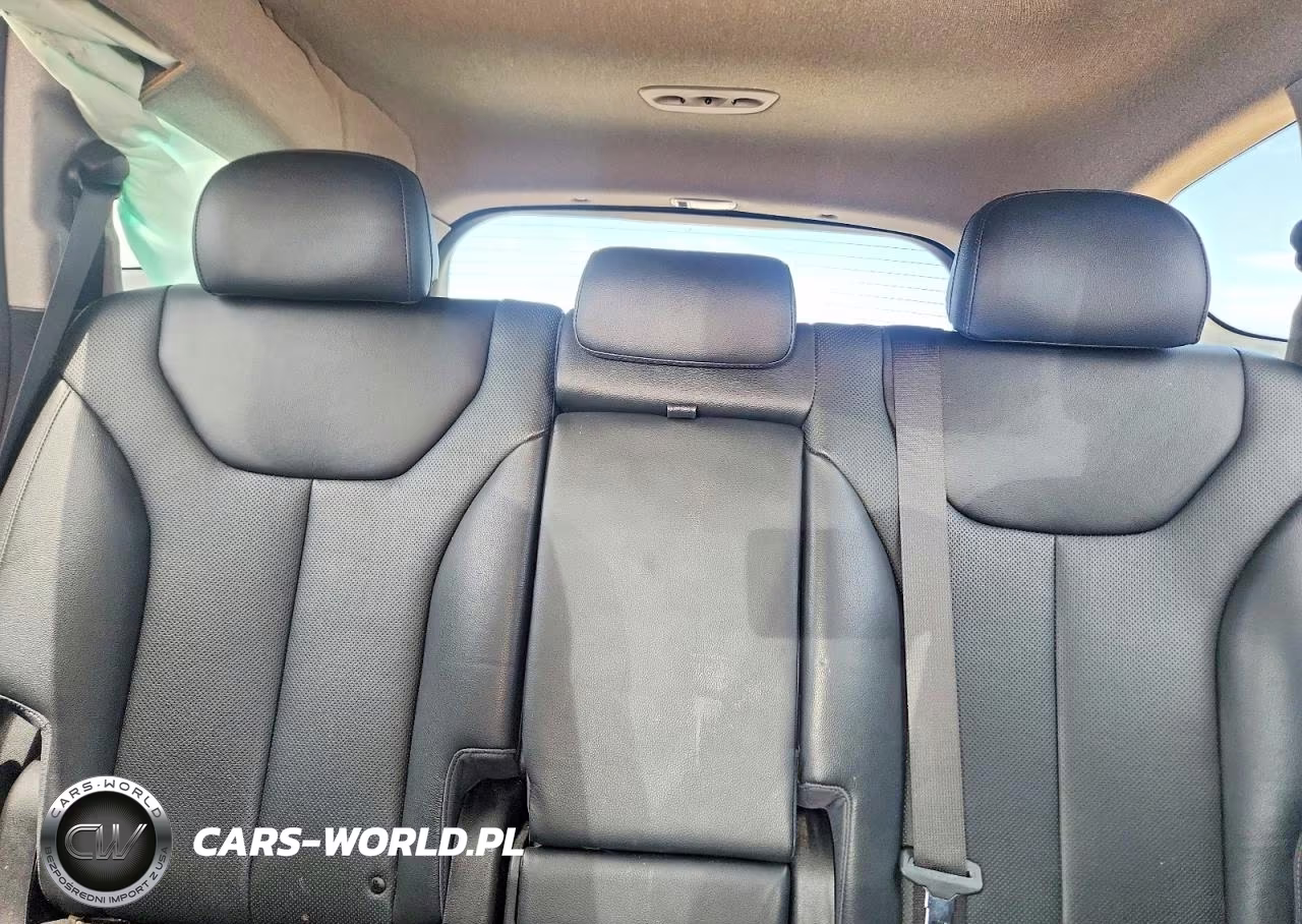 2019 Hyundai Santa Fe Limited 2.0T VIN:5NMS5CAA3KH115665 - 10