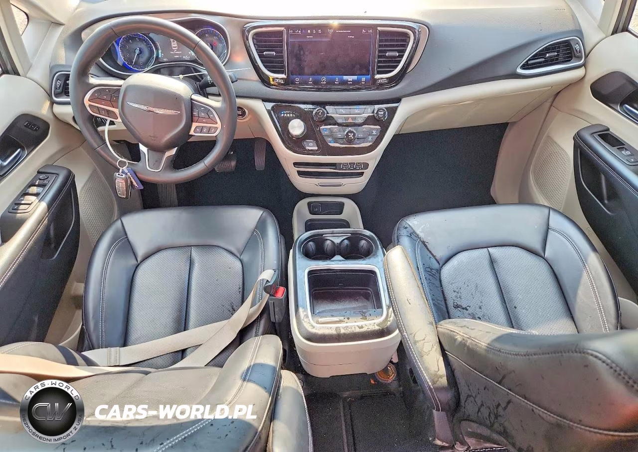 2023 Chrysler Pacifica Touring L VIN:2C4RC1BG4PR586216 - 8