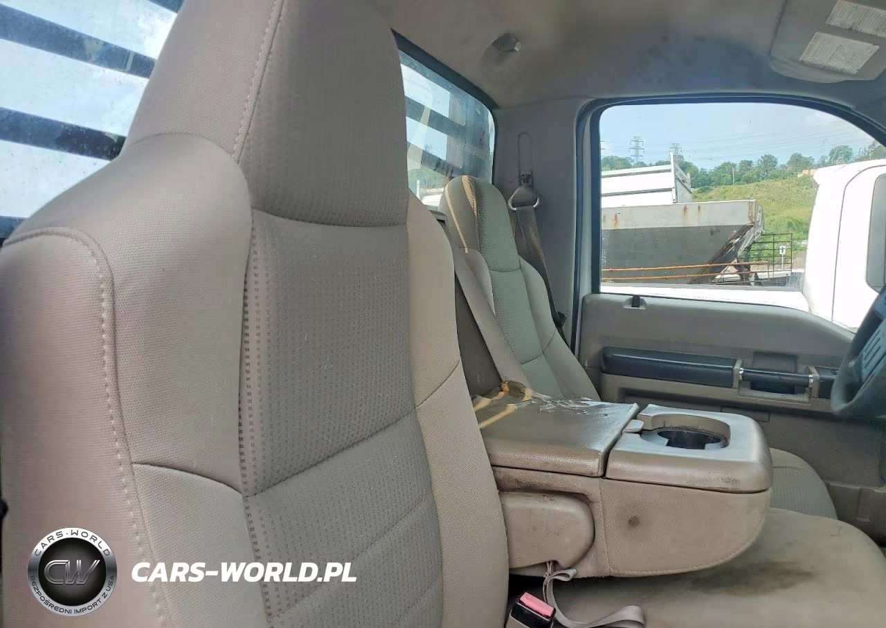 2008 Ford F350 Super Duty VIN:1FDWF37R88ED93237 - 10
