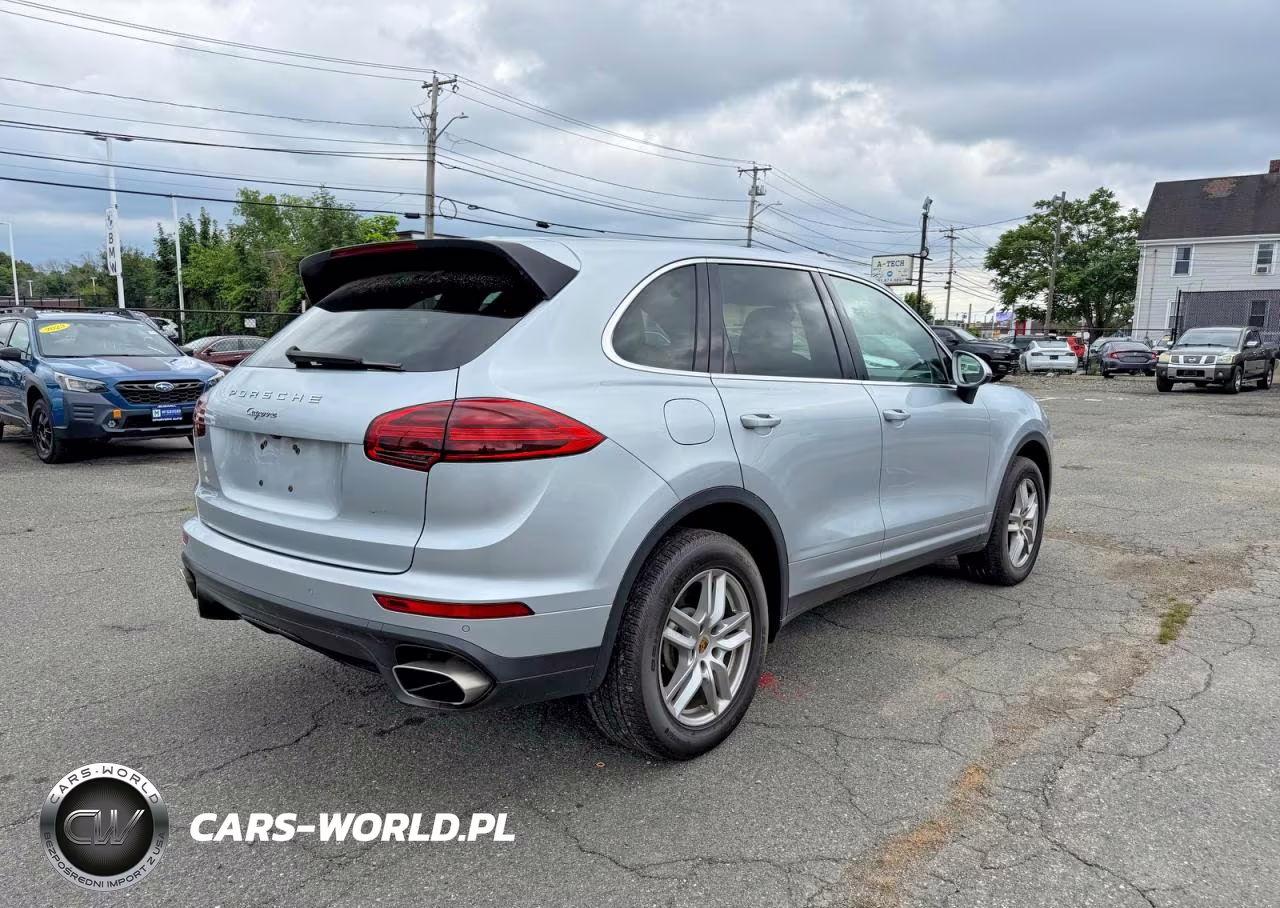 2016 Porsche Cayenne VIN:WP1AA2A24GLA09966 - 4