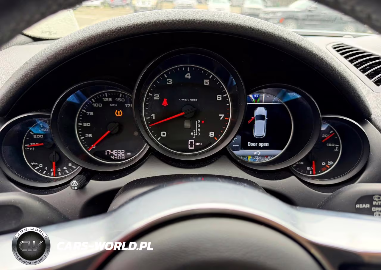 2016 Porsche Cayenne VIN:WP1AA2A24GLA09966 - 8