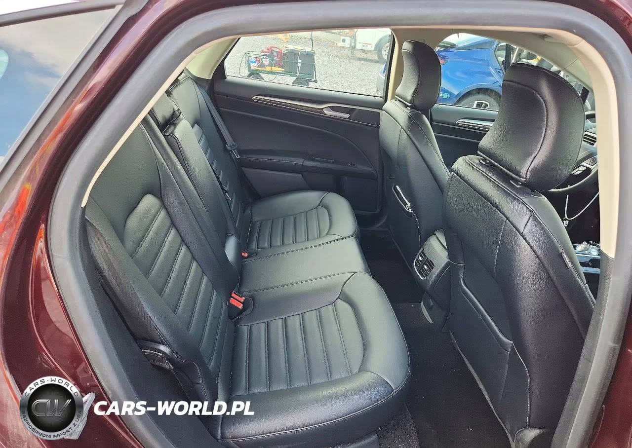 2018 Ford Fusion Se VIN:3FA6P0H95JR113815 - 10
