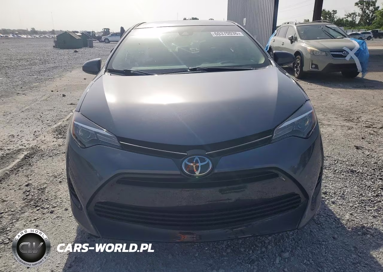 2017 Toyota Corolla Le VIN:5YFBURHE6HP732555 - 5