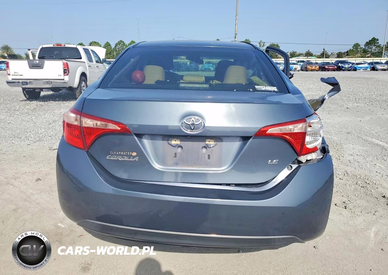 2017 Toyota Corolla Le VIN:5YFBURHE6HP732555 - 6