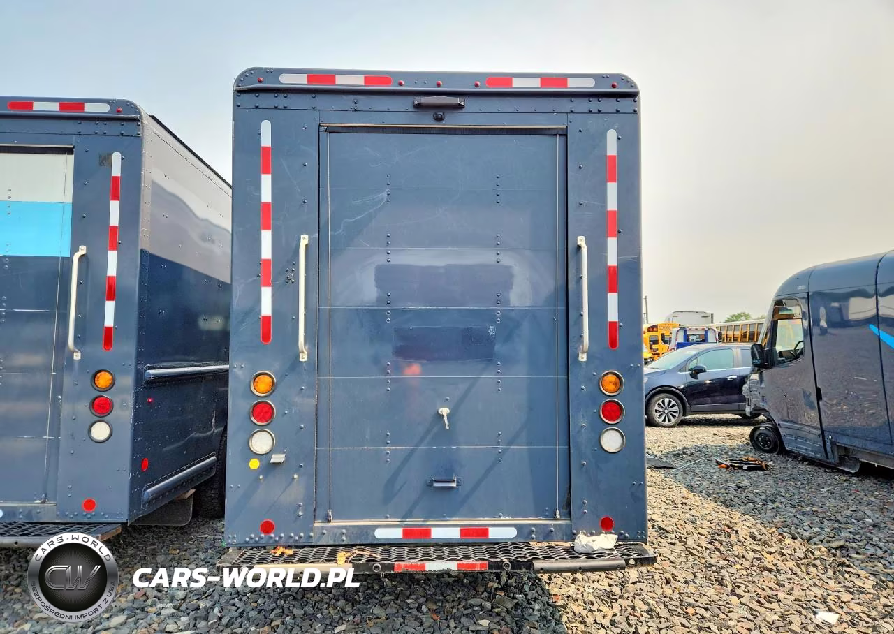 2021 Freightliner Chassis M Line Walk-In Van VIN:4UZAC2GA8MCMM9299 - 6