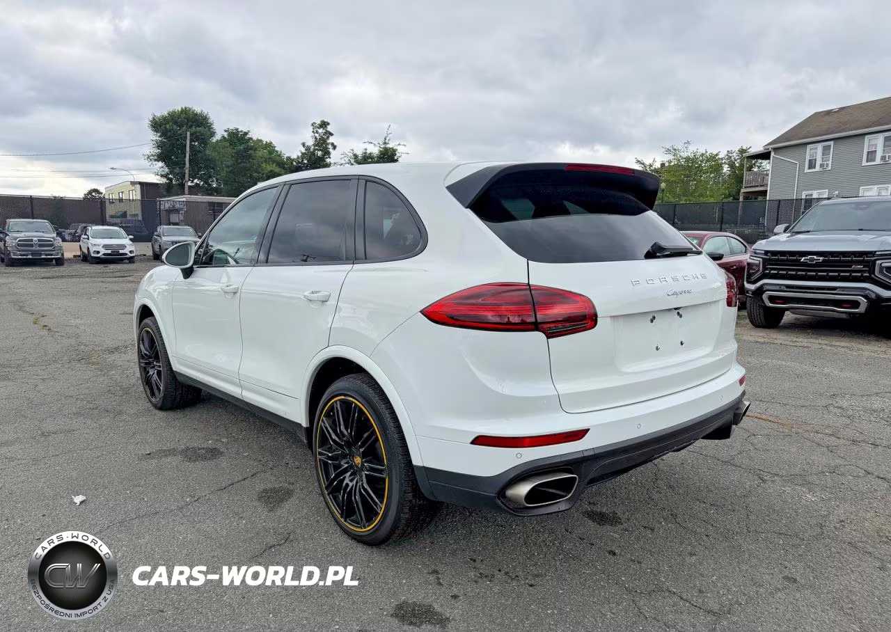 2018 Porsche Cayenne VIN:WP1AA2A21JKA02261 - 3