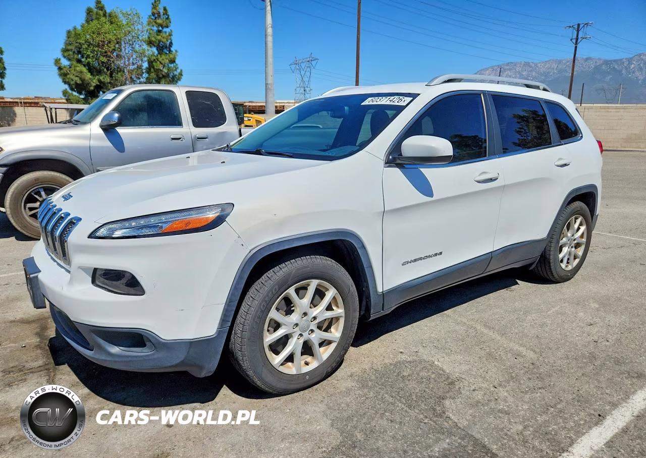 2017 Jeep Cherokee Latitude – zdjęcie 1 z 13