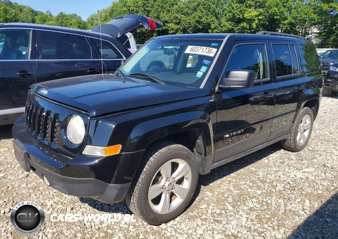 2013 Jeep Patriot Latitude – zdjęcie 1 z 13