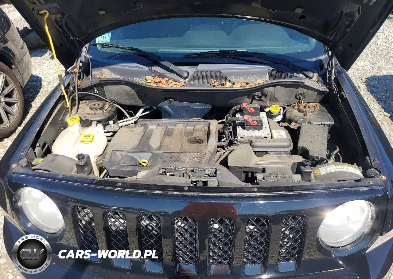 2013 Jeep Patriot Latitude VIN:1C4NJRFB7DD212571 - 12