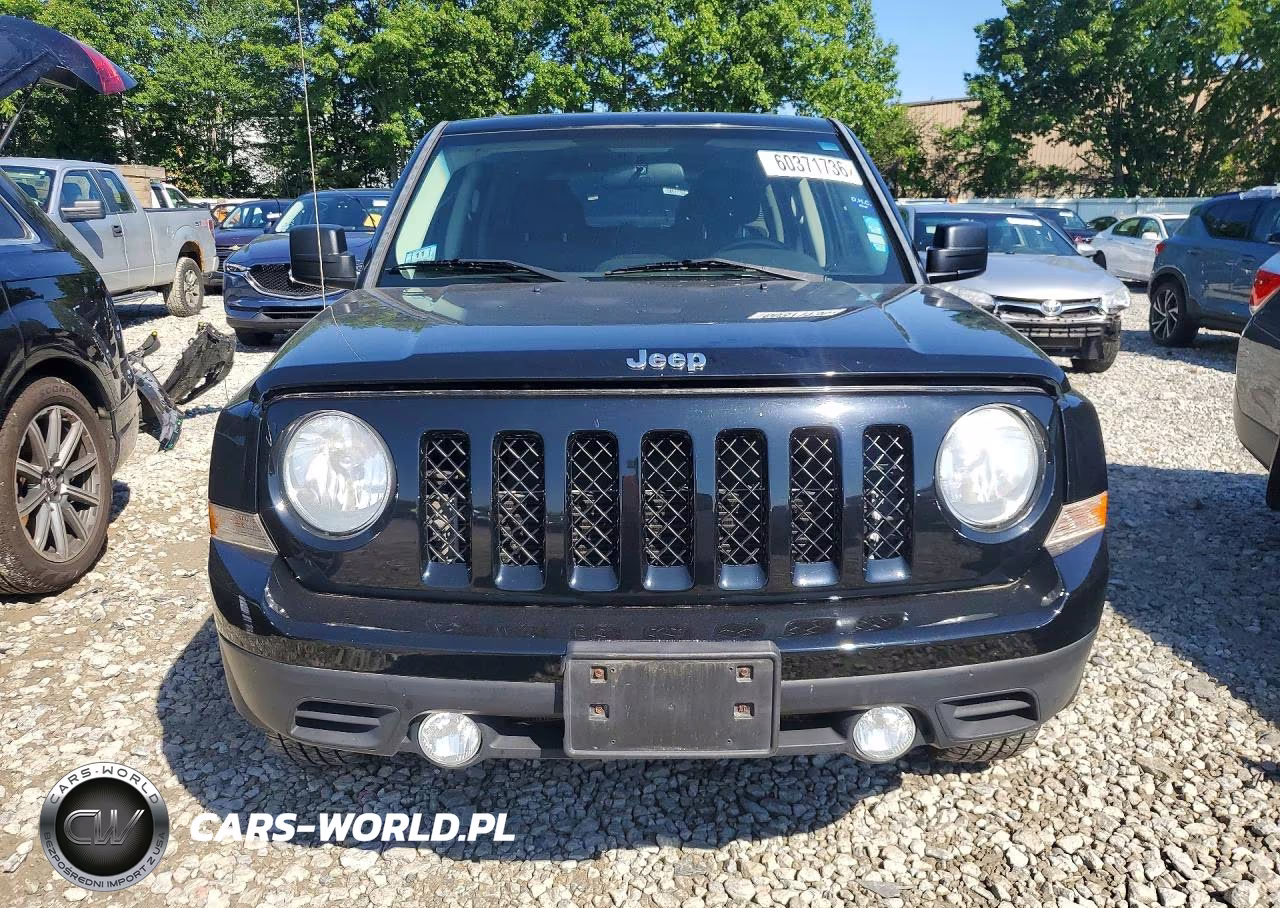 2013 Jeep Patriot Latitude VIN:1C4NJRFB7DD212571 - 5