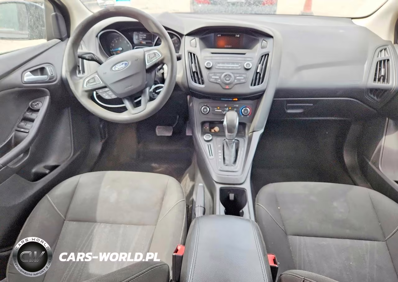 2017 Ford Focus Se VIN:1FADP3F21HL241878 - 8