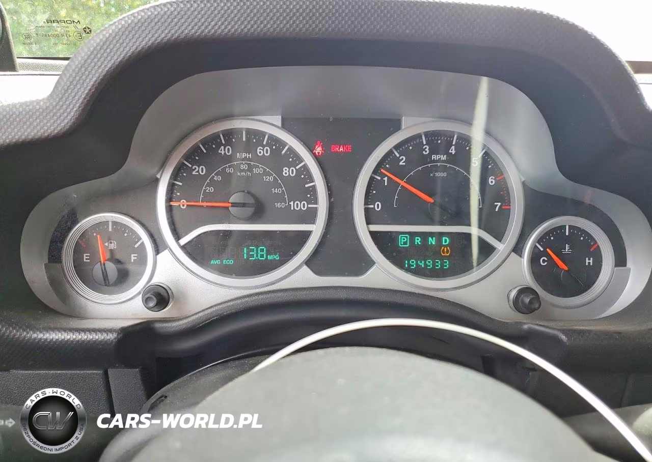2010 Jeep Wrangler Sport VIN:1J4GA2D10AL103830 - 9