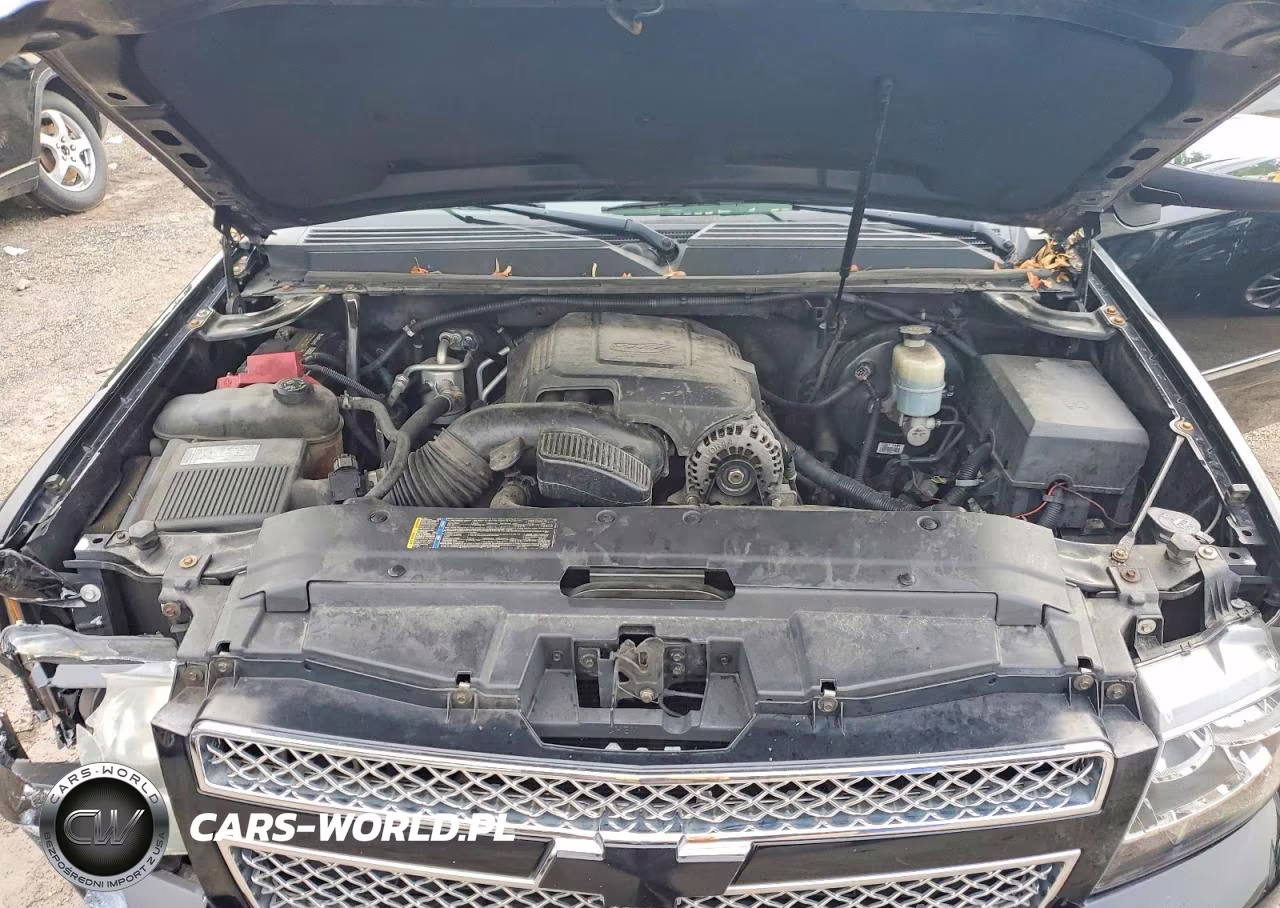 2010 Chevrolet Suburban K1500 Ltz VIN:1GNUKKE3XAR181736 - 12