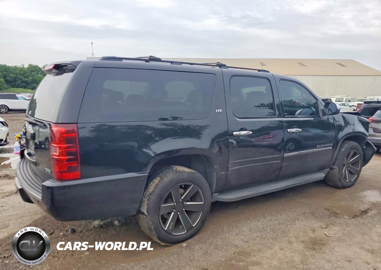 2010 Chevrolet Suburban K1500 Ltz VIN:1GNUKKE3XAR181736 - 3