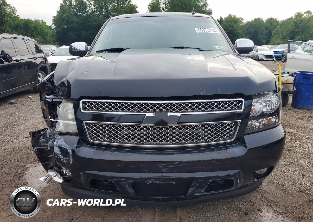 2010 Chevrolet Suburban K1500 Ltz VIN:1GNUKKE3XAR181736 - 5