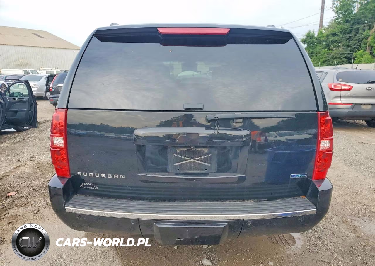 2010 Chevrolet Suburban K1500 Ltz VIN:1GNUKKE3XAR181736 - 6
