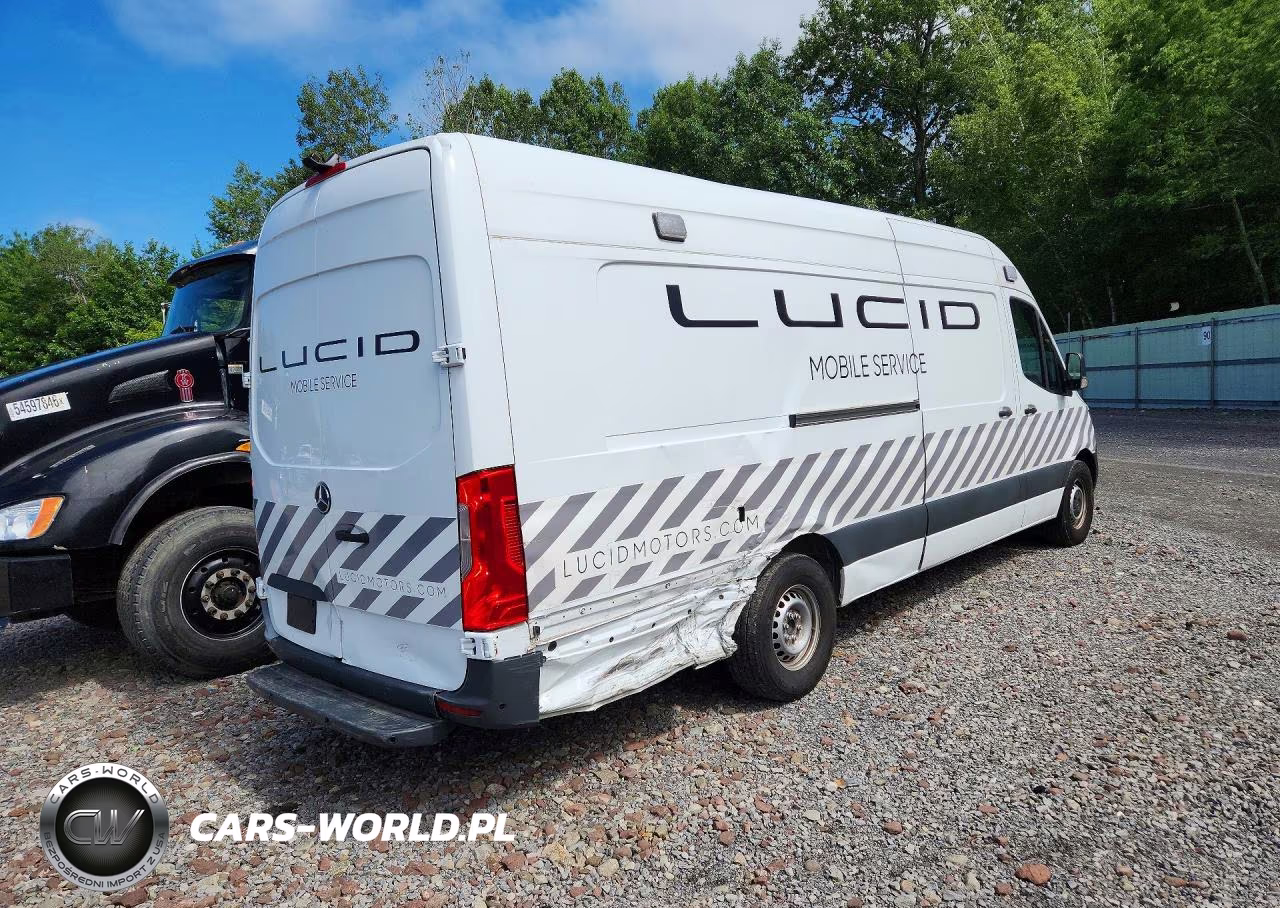 2021 Mercedes Benz Sprinter 2500 VIN:W1Y4EDHY0MT068030 - 3