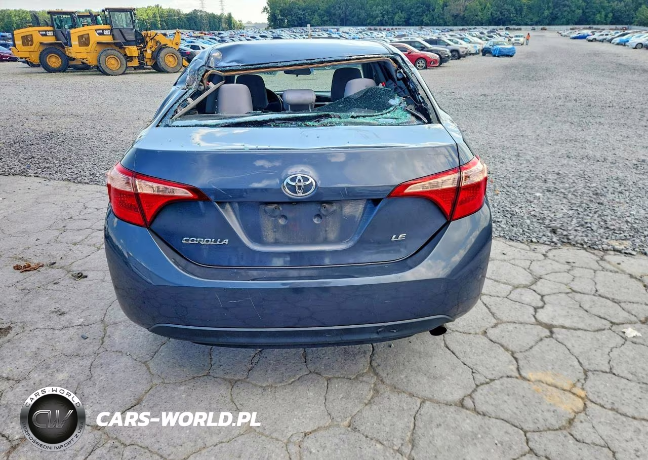 2017 Toyota Corolla Le VIN:5YFBURHEXHP594874 - 6