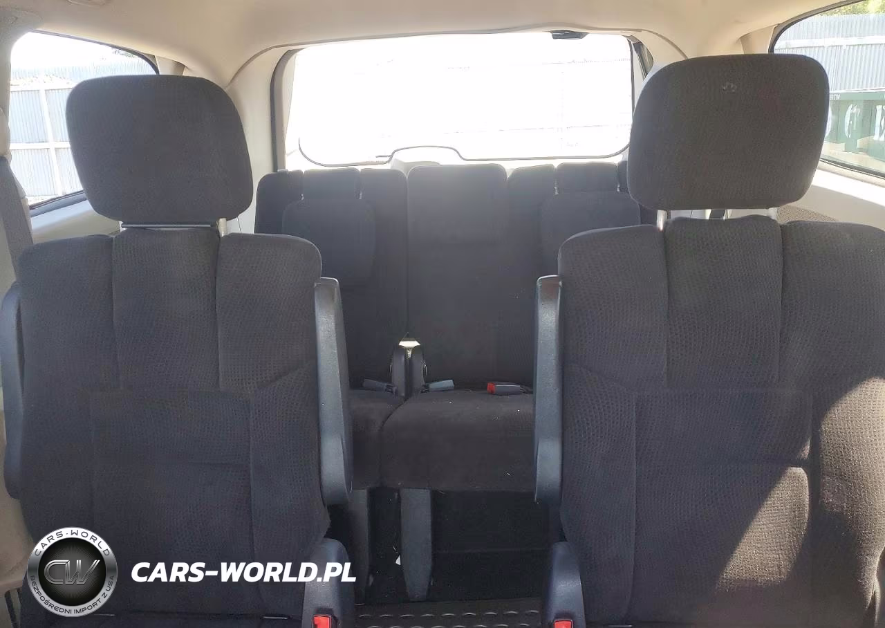 2012 Dodge Grand Caravan Sxt VIN:2C4RDGCG9CR378549 - 10