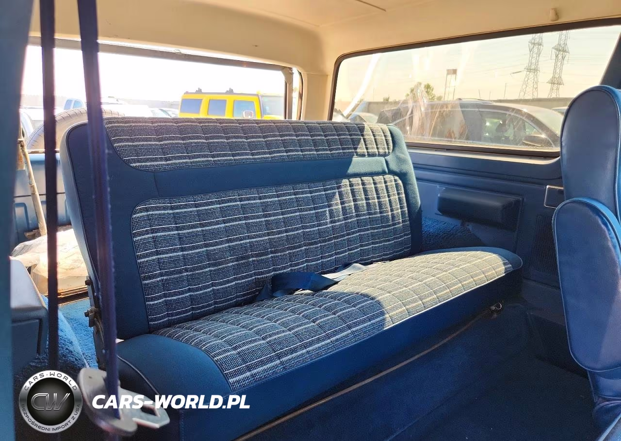 1983 Ford Bronco U100 VIN:1FMEU15G9DLA48294 - 11