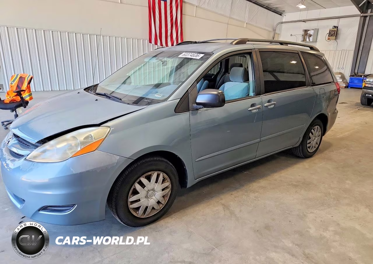 2007 Toyota Sienna Le 7-Passenger