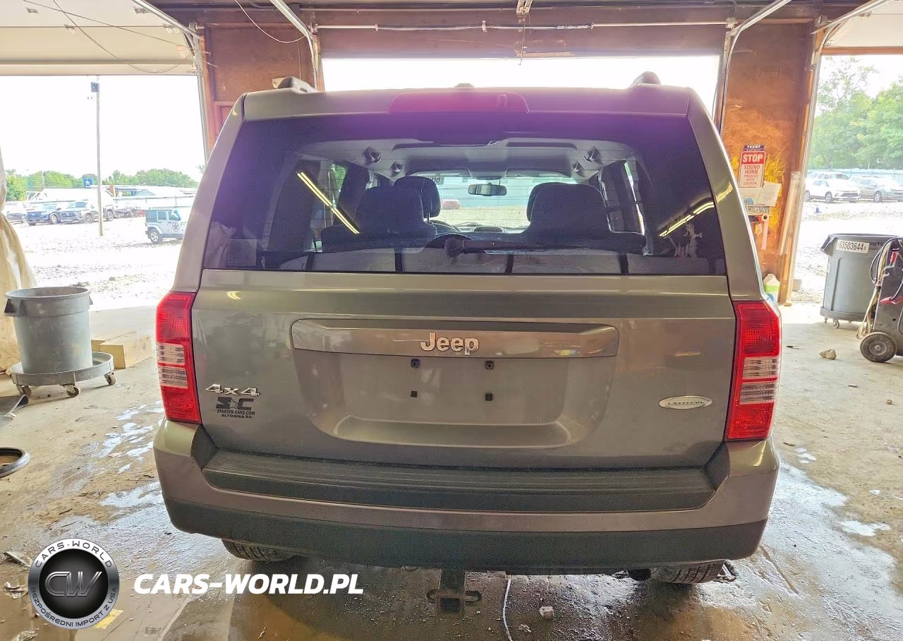 2013 Jeep Patriot Latitude VIN:1C4NJRFB8DD101091 - 6
