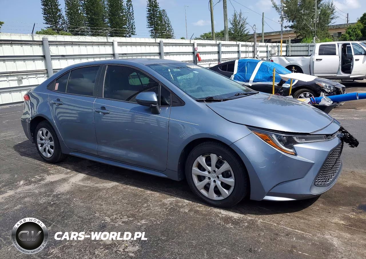 2020 Toyota Corolla Le VIN:5YFEPRAE5LP114439 - 4