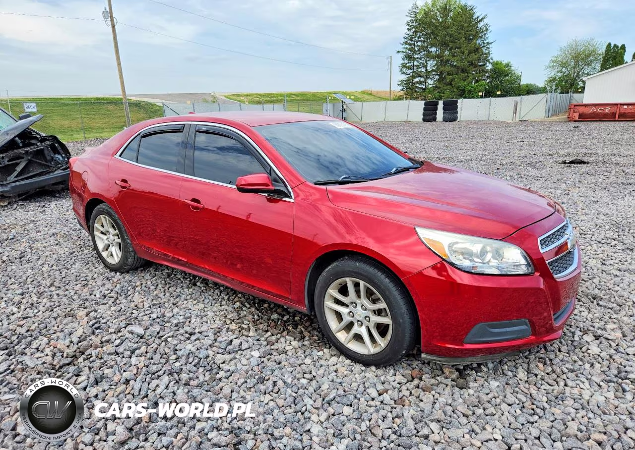 2013 Chevrolet Malibu 1Lt VIN:1G11D5RR4DF111962 - 4