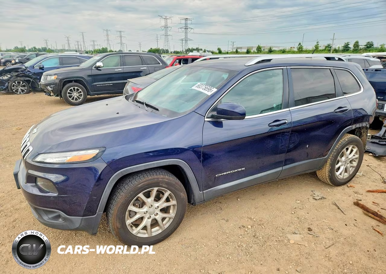 2015 Jeep Cherokee Latitude VIN:1C4PJMCB2FW626266 - 1