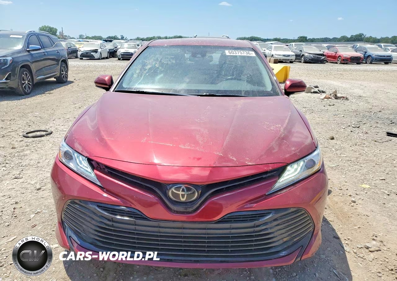 2019 Toyota Camry Xle VIN:4T1B11HK1KU708329 - 5