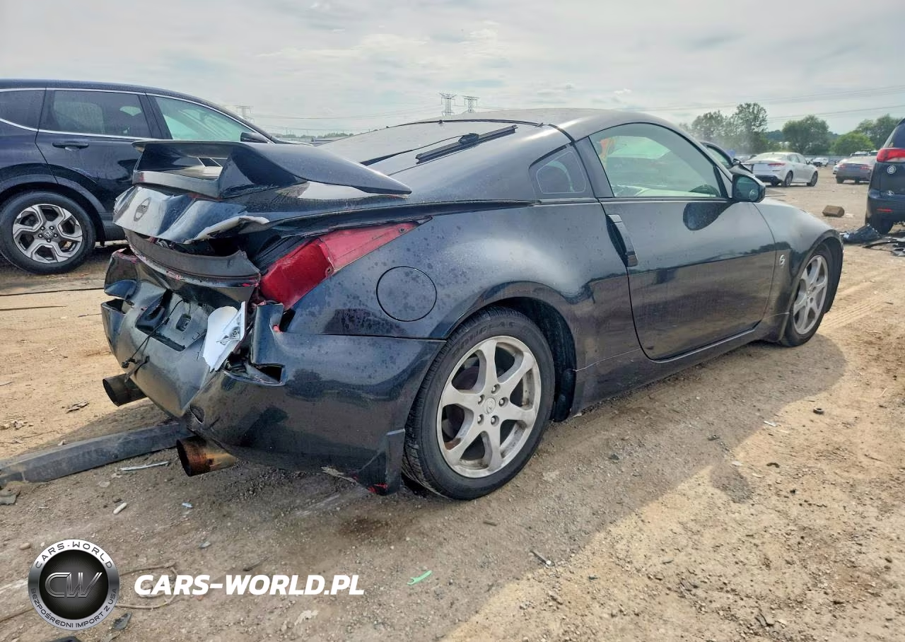 2003 Nissan 350Z Coupe VIN:JN1AZ34D53T111058 - 3