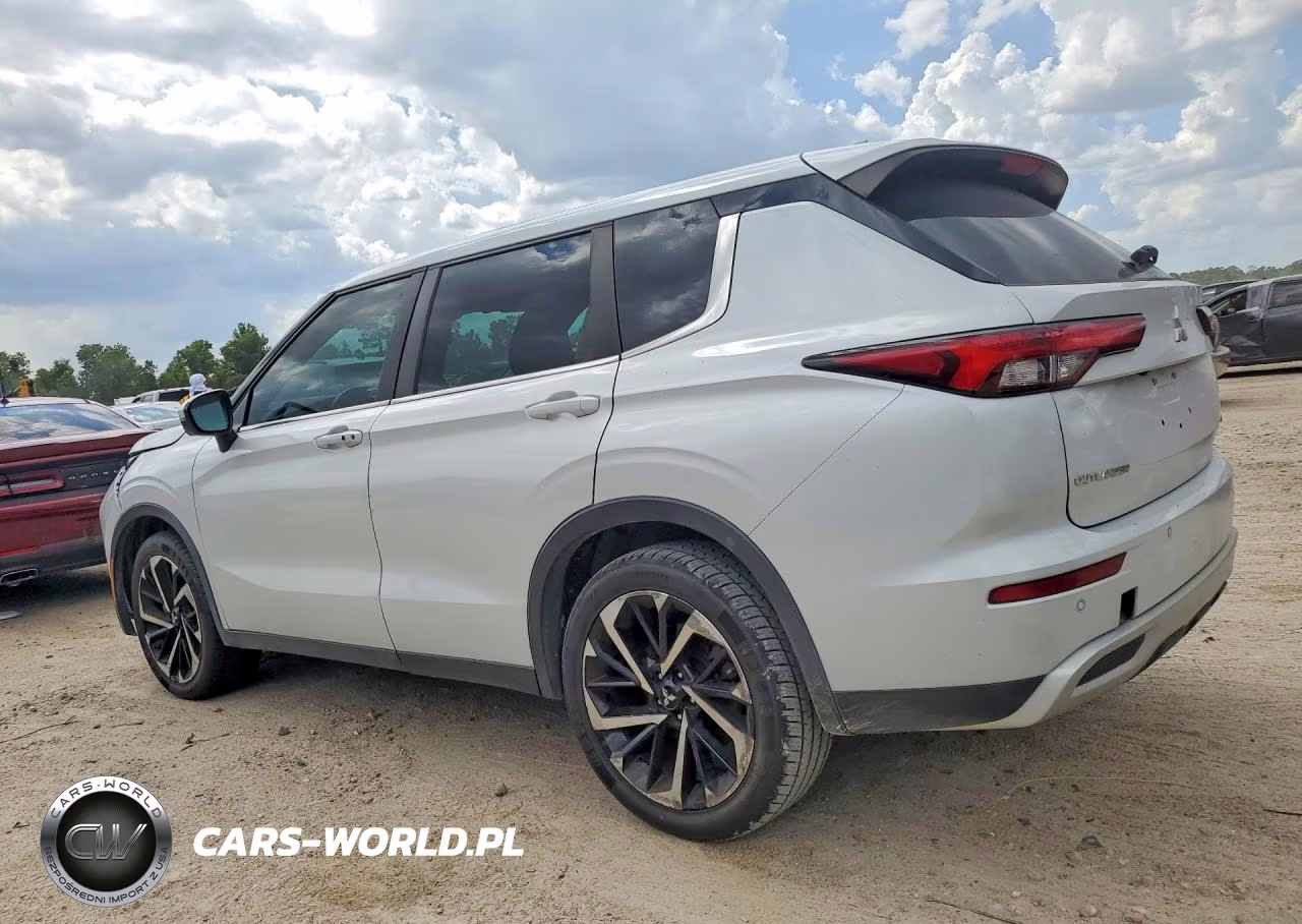 2023 Mitsubishi Outlander Se-Se Black Edition-Se Technology-Se Special Edition VIN:JA4J3UA84PZ024101 - 2