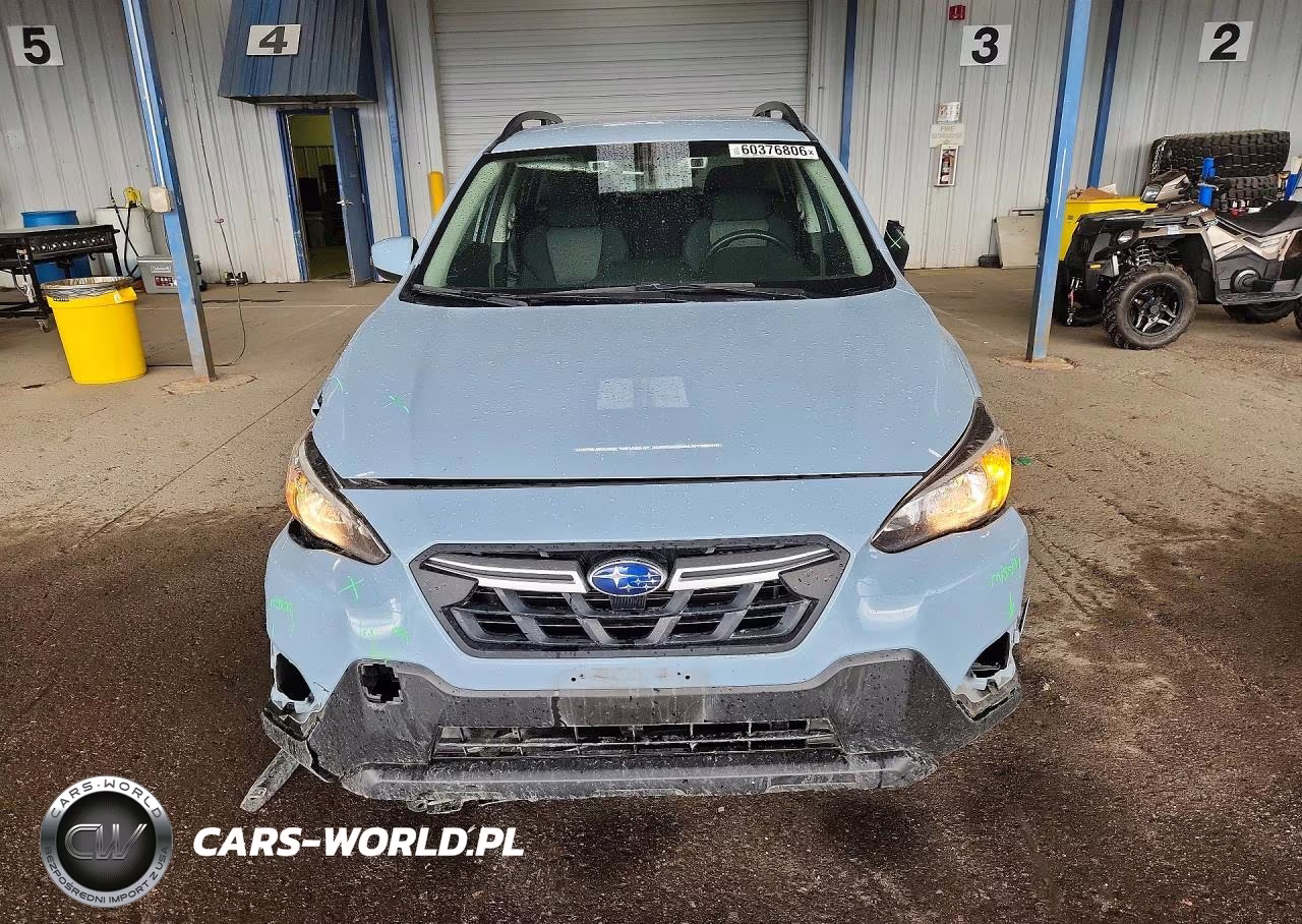 2022 Subaru Crosstrek Premium VIN:JF2GTAPC0N8240624 - 5