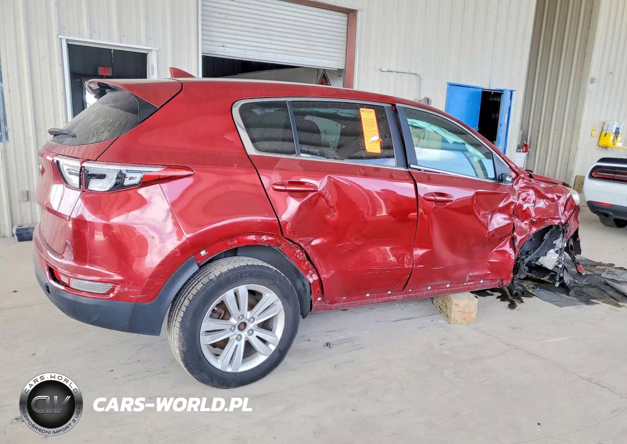 2018 Kia Sportage Lx VIN:KNDPMCAC4J7315423 - 3