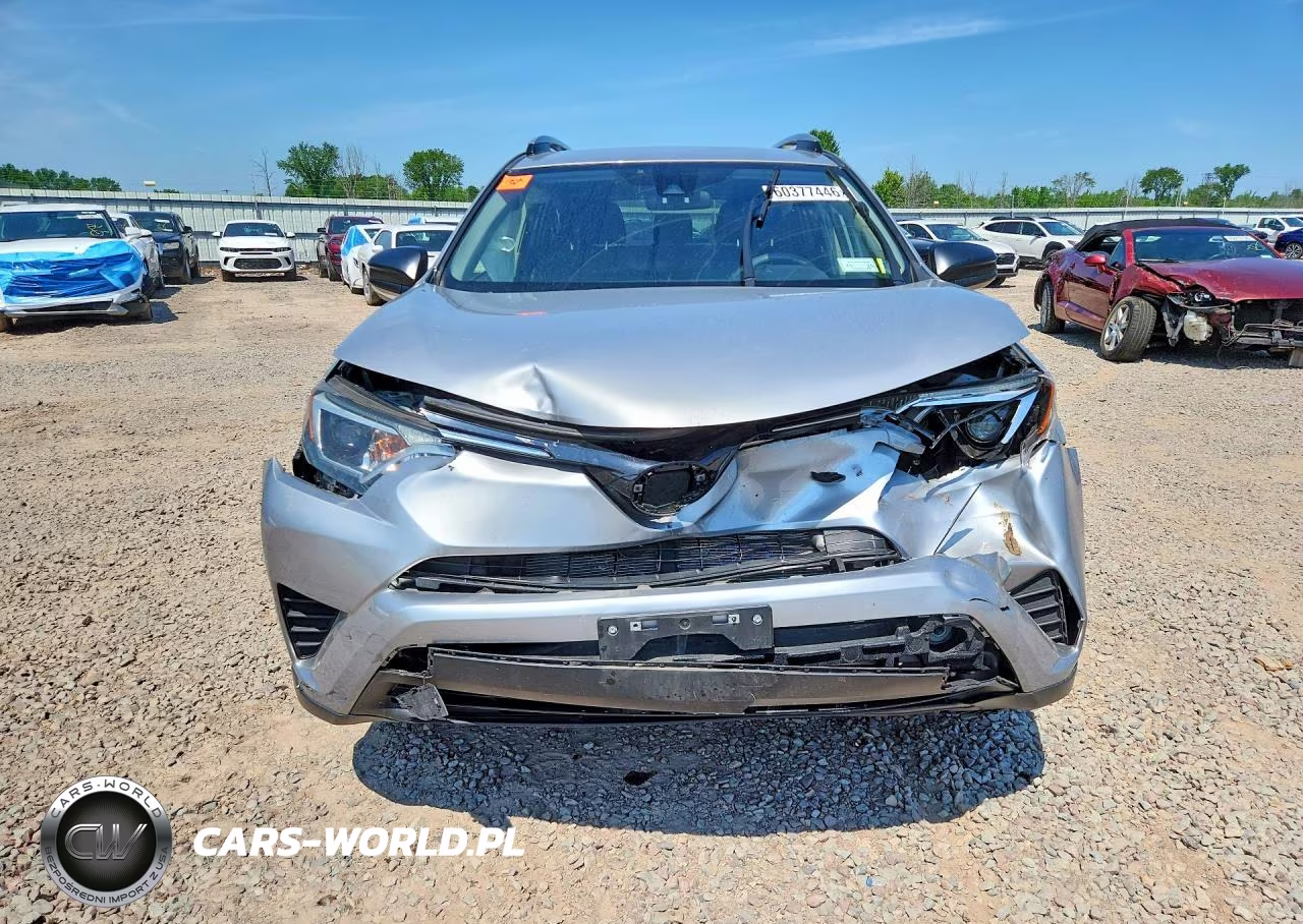 2018 Toyota Rav4 Le VIN:JTMBFREV7JJ252100 - 5