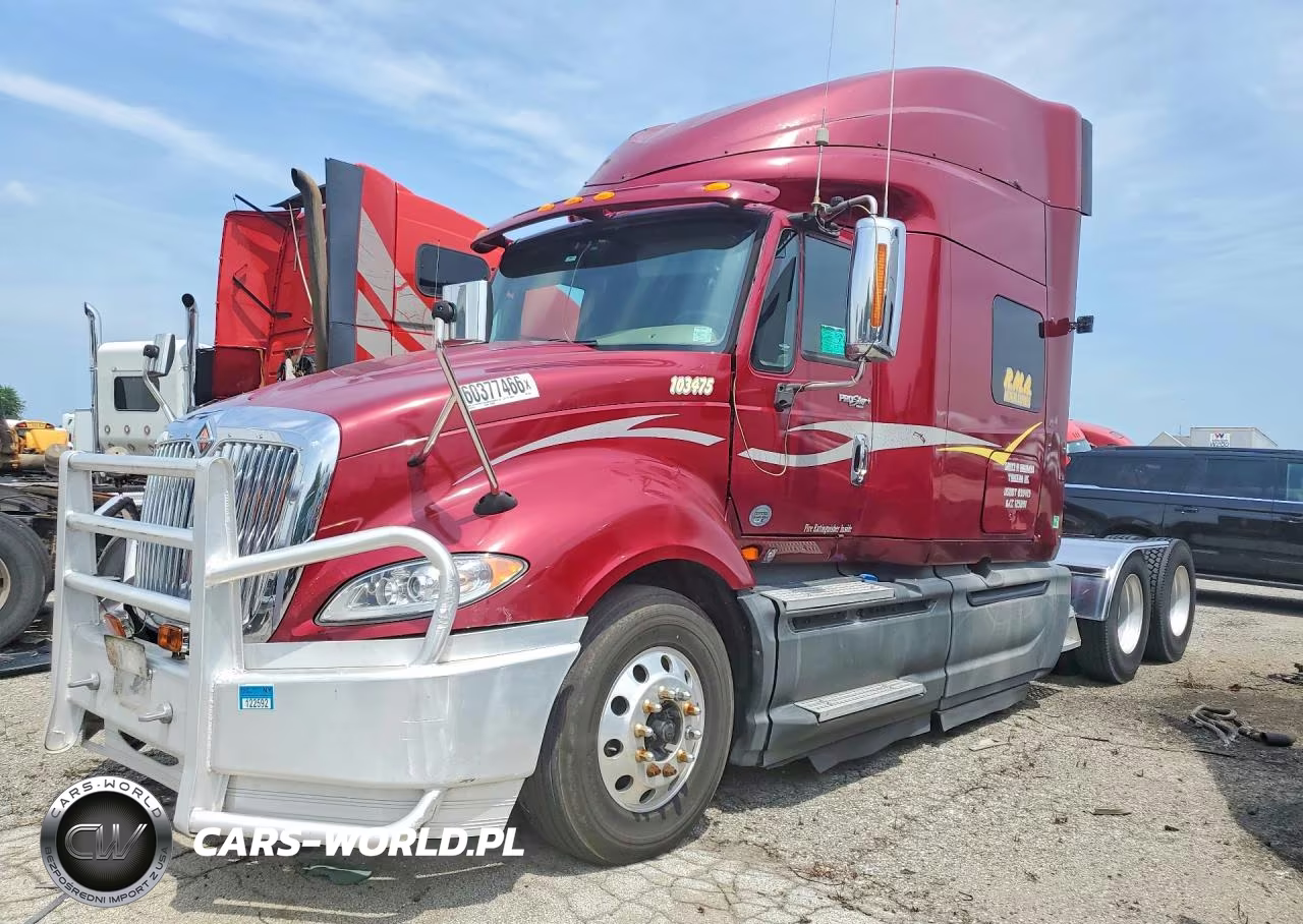 2014 International Prostar Semi Truck