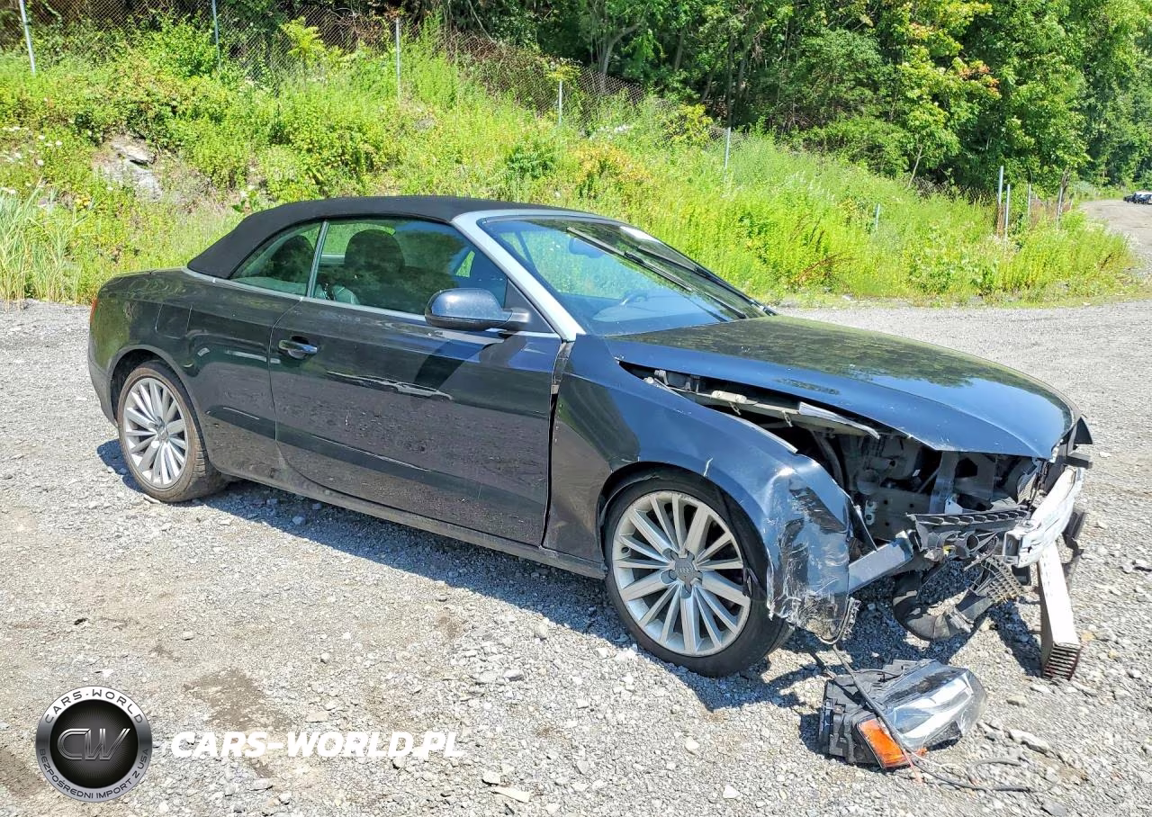 2012 Audi A5 Premium Plus VIN:WAULFAFHXCN006715 - 4