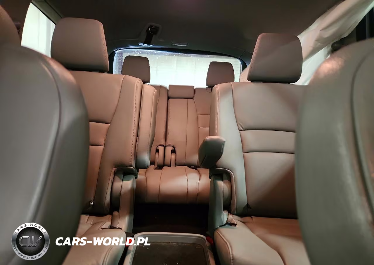 2020 Honda Pilot Touring VIN:5FNYF6H60LB067054 - 10