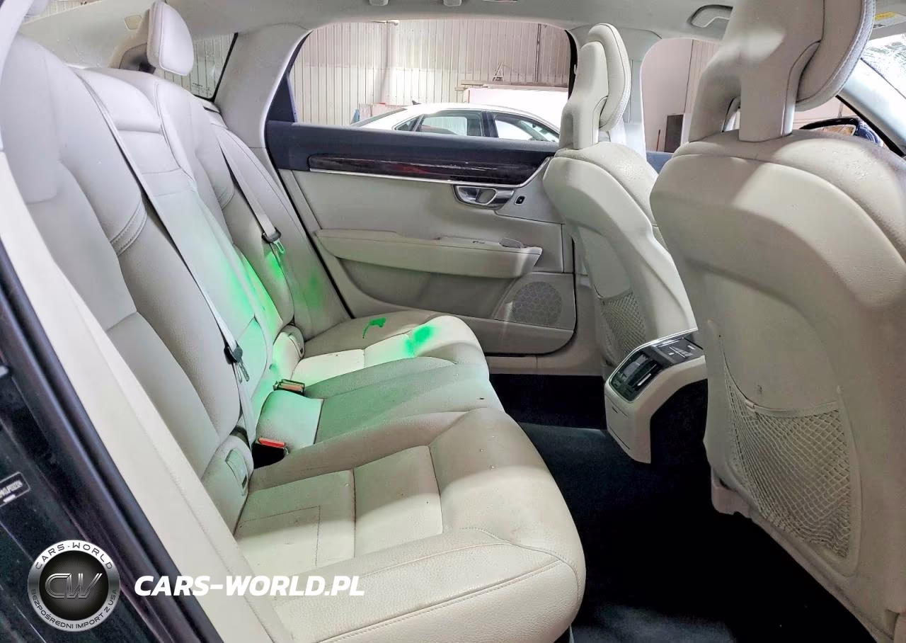 2018 Volvo S90 T6 Momentum VIN:LVY992MK0JP032324 - 10