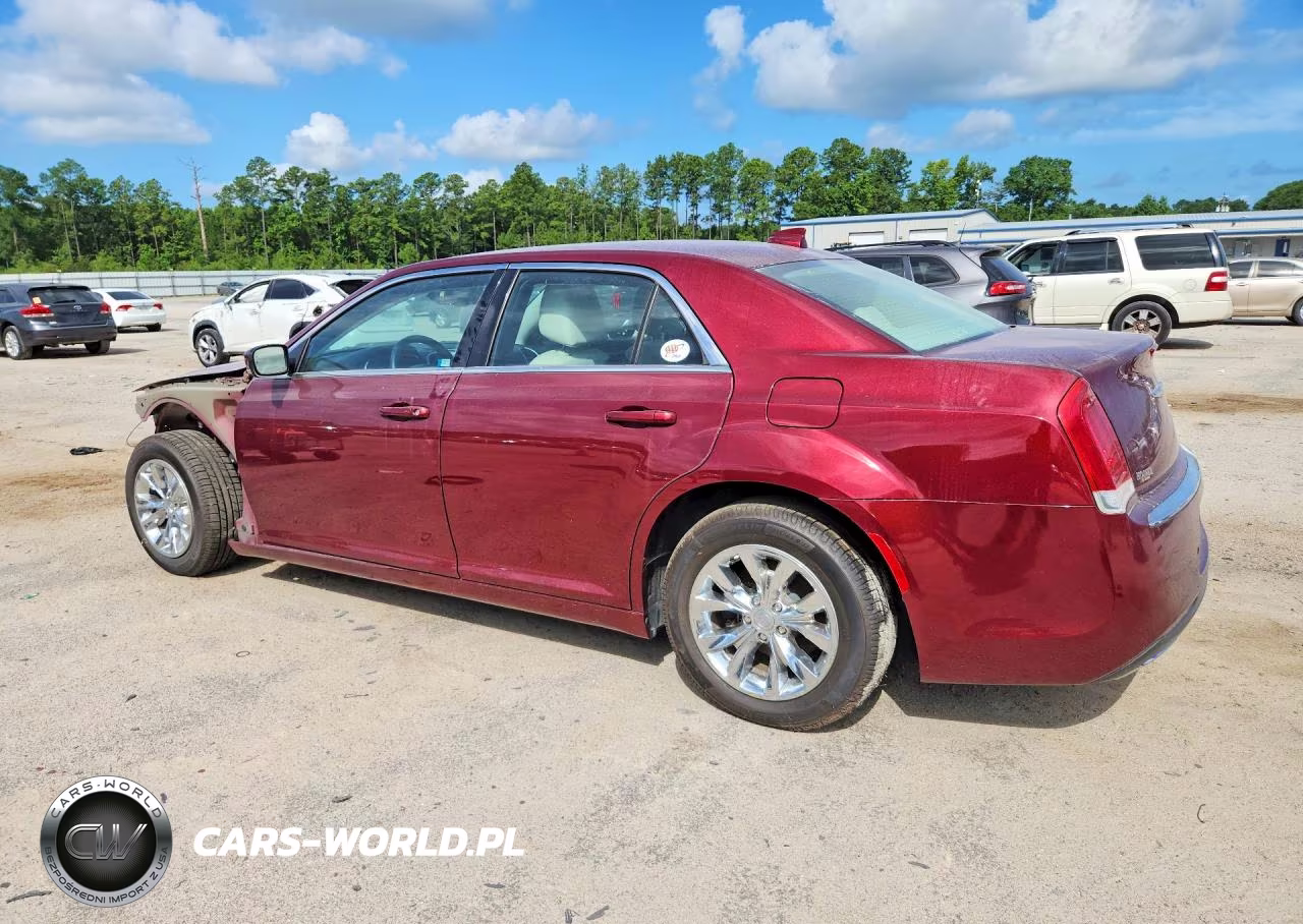 2015 Chrysler 300 Limited VIN:2C3CCAAG7FH882427 - 2
