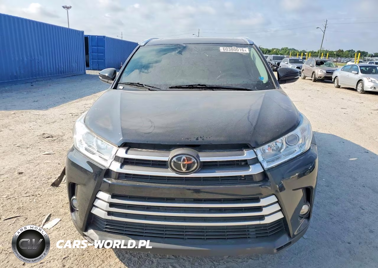 2018 Toyota Highlander Xle VIN:5TDJZRFH9JS838134 - 5